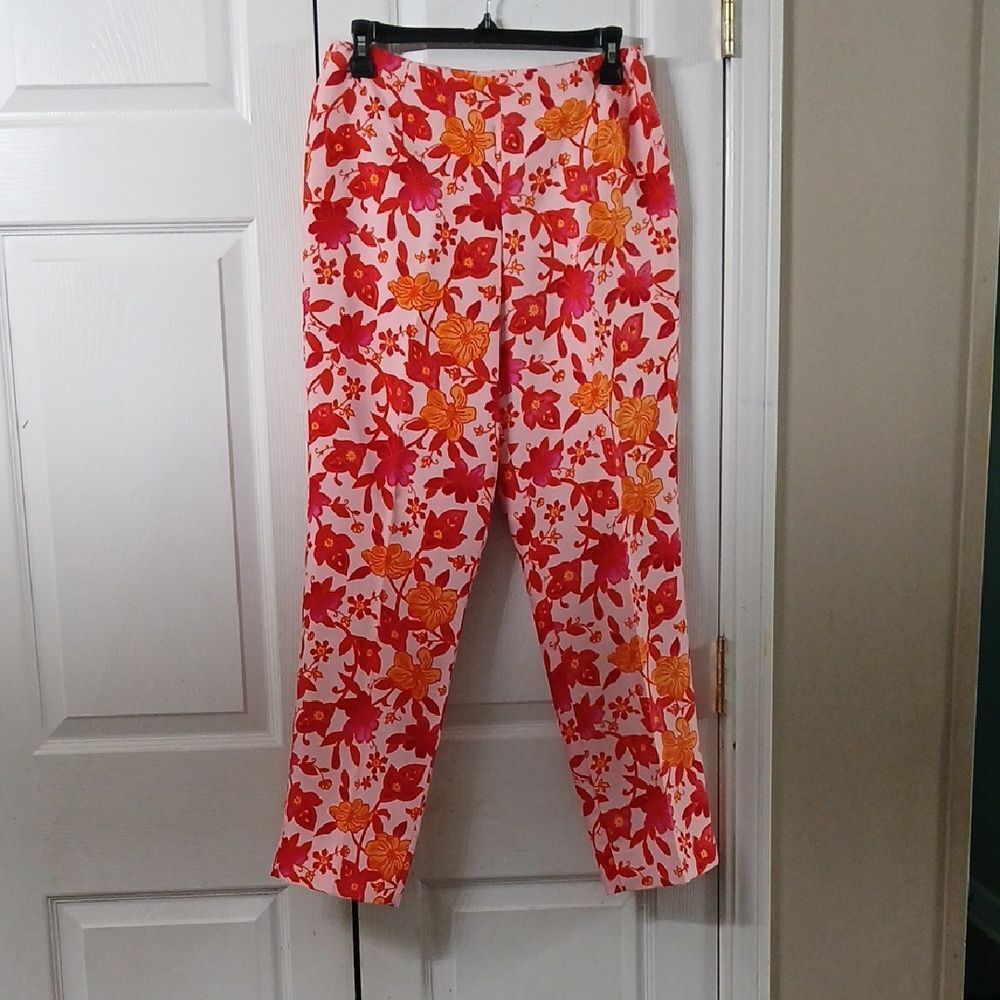Ann Taylor 100% silk floral print pants Sz 6 NWOT